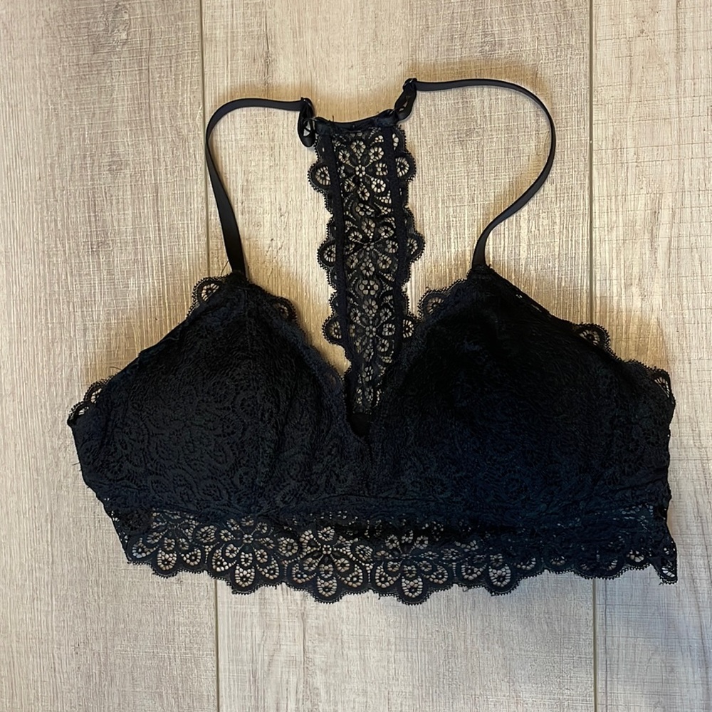 Black lace Aerie bralette, size L